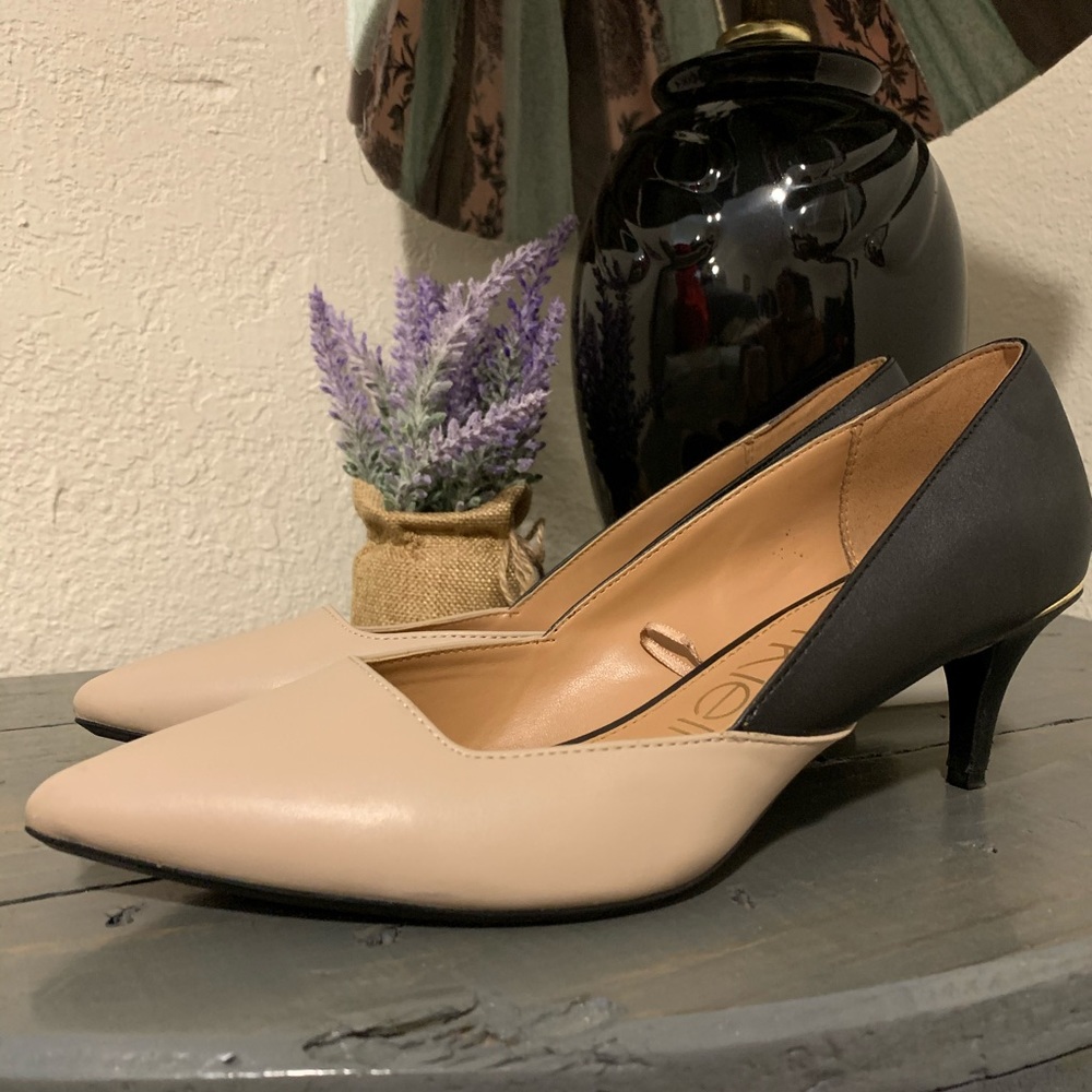 Calvin Klein Gayle Pumps